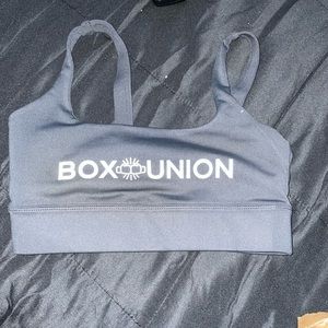 sports bra